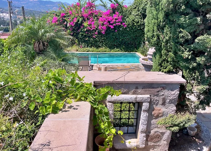 Vila Luxury Stone With Private Pool