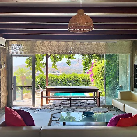 Luxury Stone With Private Pool * Ortakent