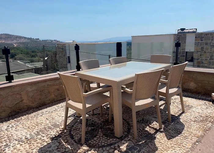 Luxury Stone With Private Pool Villa