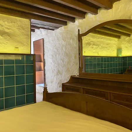 빌라 Private Pool Getaway In A Luxury Stone Villa *