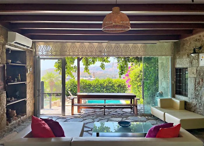 Luxury Stone With Private Pool * Αλικαρνασσός